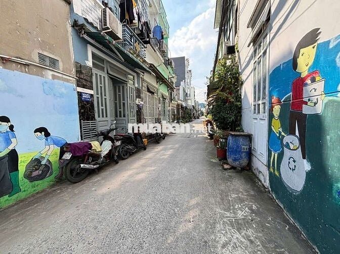 NHÀ MỚI NGAY CHỢ HIỆP THÀNH QUẬN 12 - CÓ PHÒNG NGỦ TRỆT -HXH - 4 TỶ