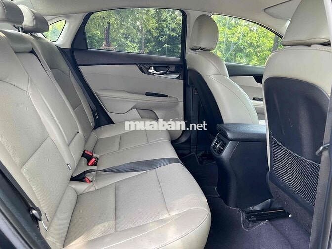 Kia Cerato 2019 1.6 AT Deluxe - 70000 km