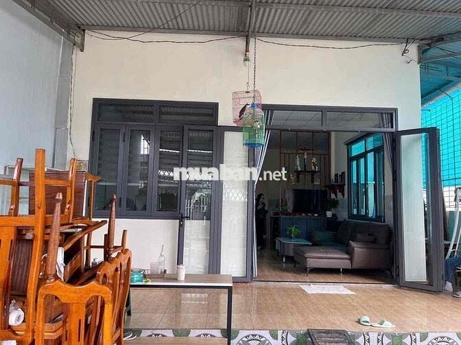 Nhà mới kiên cố góc 2 mặt tiền H. 994 Trần Phú Bảo Lộc 216m2 Full thổ