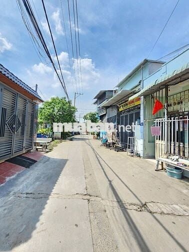 Ngột bank bán gấp lô đất Bùi Thị Xuân, P.Tân Bình Dĩ An 82m2 -1,12 tỷ