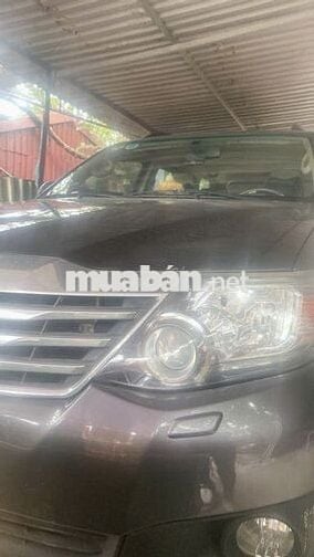 Toyota Fortuner 2013 2.7V 4x4 AT - 104000 km