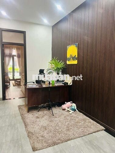 bán nhà 2 tầng đúc đường 5,5m Vỉa hè 3m, P Khuê Trung 

- DT 90 m2