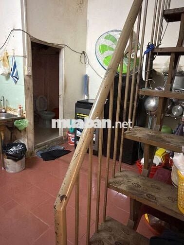 TÔI CẦN BÁN CHUNG CƯ CŨ CÓ SỔ HỒNG LÂU DÀI LÊ VĂN SĨ QUẬN 3 THANG BỘ