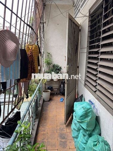 TÔI CẦN BÁN CHUNG CƯ CŨ CÓ SỔ HỒNG LÂU DÀI LÊ VĂN SĨ QUẬN 3 THANG BỘ