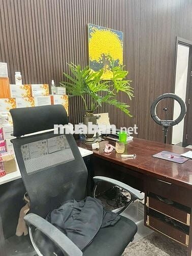 bán nhà 2 tầng đúc đường 5,5m Vỉa hè 3m, P Khuê Trung 

- DT 90 m2