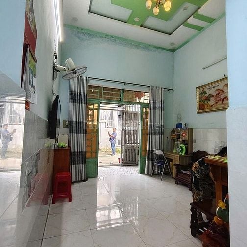 Bán nhà 4m x13m 1T + lầu 2pn ,2w phòng khách rộng đường 5m 