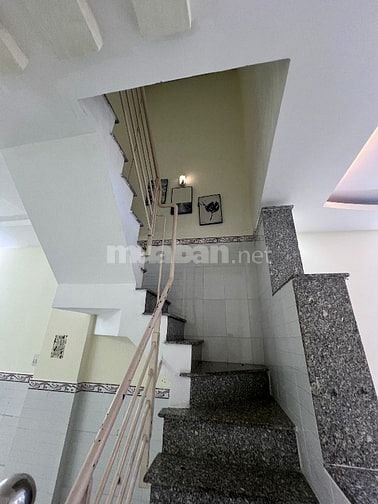 Cho thuê nhà nguyên căn 1238/8/10N