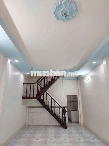 Cho thuê nhà 4x14, 2 phòng ngủ, hẻm xe hơi gần trường gần chợ