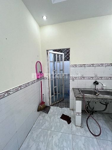 Cho thuê nhà nguyên căn 1238/8/10N