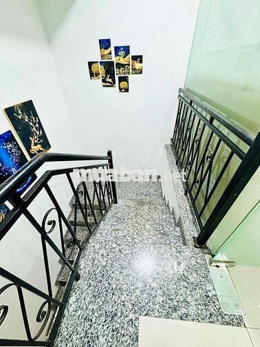 Cho thuê căn 88m2, 3pn, view xanh, Gò Vấp