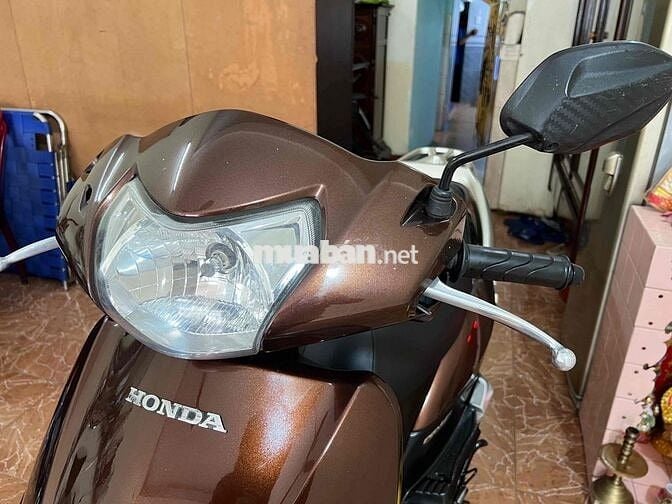 Lead 110 màu nâu biển số Sài Gòn