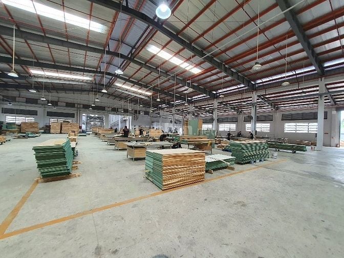 XƯỞNG 2000m2 TRONG KCN ĐỨC HOÀ GIÁP HÓC MÔN