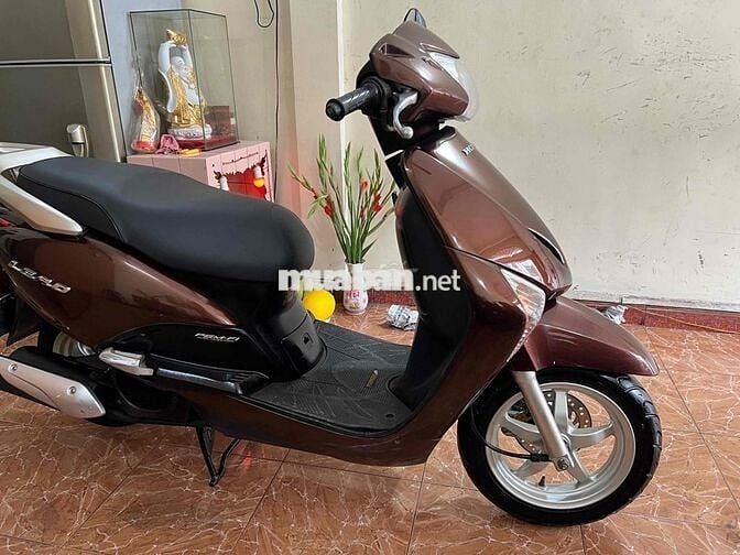 Lead 110 màu nâu biển số Sài Gòn