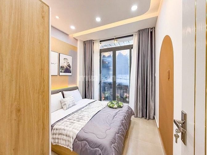 Kẹt vốn bán nhà Đường Lê Quang Định Bình Thạnh 60m2 Giá 4ty120 lh Vân