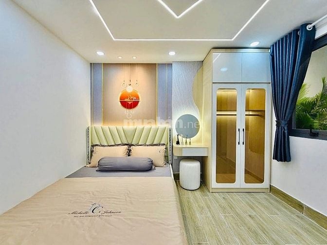 Bán nhà riêng tại Đường Hùng Vương, Phường 9, Quận 5. Giá 7,1tỷ