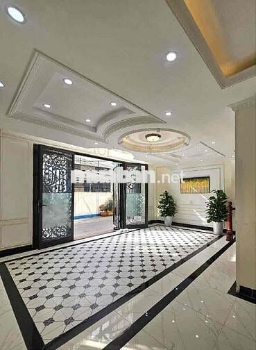 nhà dẹp , đủ chỗ cho gia dình trẻ , giá hop lý chỉ bang tien thue nha