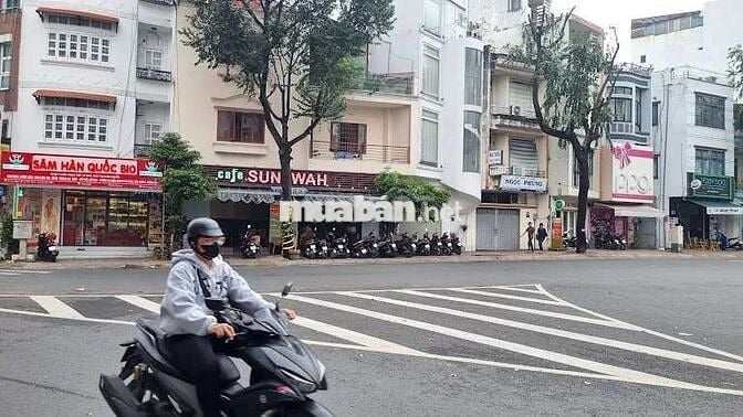 GÓC 2 MT ÚT TỊCH, P4, TÂN BÌNH.