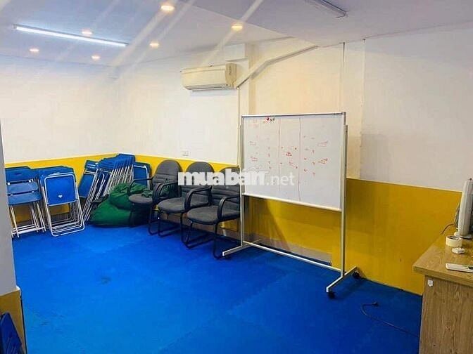 Căn hộ 100 m2 5 PN Tạ Quang Bửu