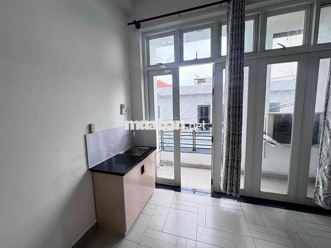 STUDIO BANCOL • PHAN HUY ÍCH. P15. TÂN BÌNH ( có máy nước nóng )