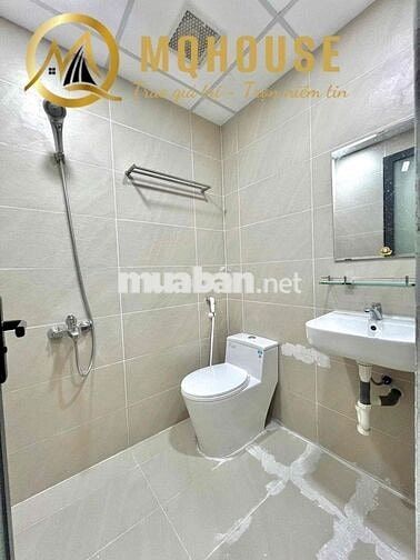 2 phòng ngủ mới xây ngay vòng xoay Dân Chủ - check in liền