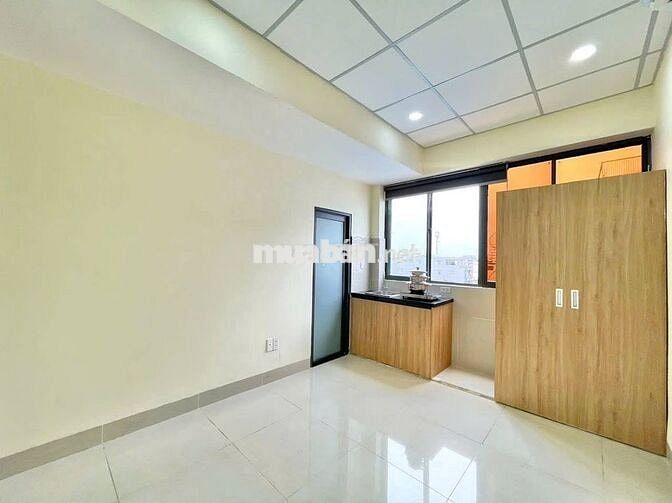 Phòng mới cửa sổ thoáng mát-Bùi Đình Túy gần chợ Bà Chiểu