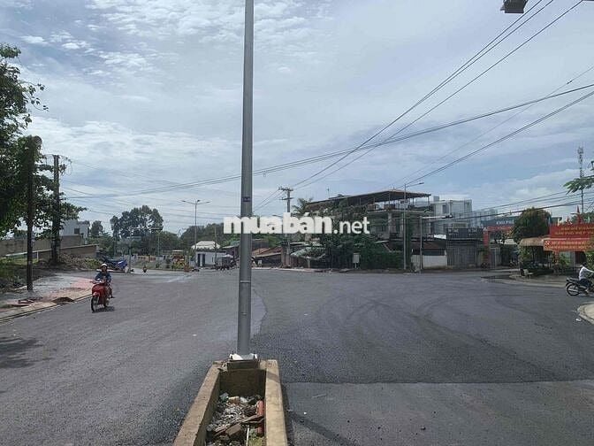 Cho thuê nhà Mặt Tiền Đường Thống Nhất