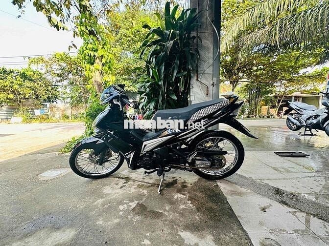 Nhà dư xe cần bán. ex135 xuống dàn áo 2010