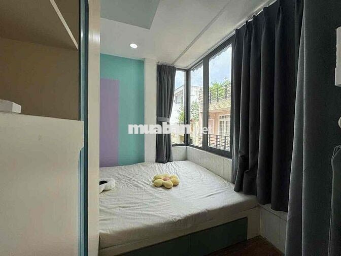 2 phòng ngủ ban công lớn ngay Cao Thắng - nhà mới xây