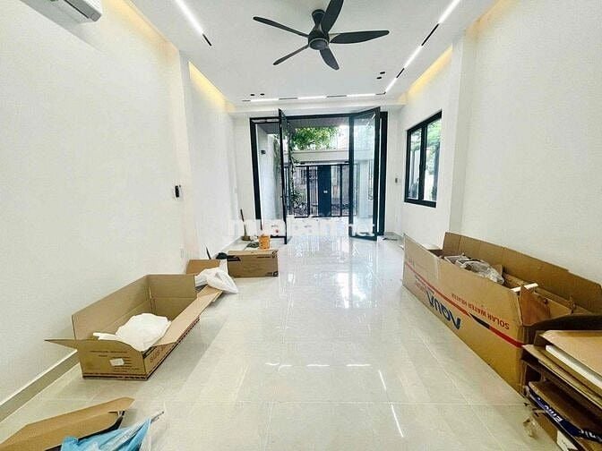 SIÊU PHẨM CHO THUÊ NHÀ MỚI ĐẸP GÓC 2 MẶT TIỀN 780B SƯ VẠN HẠNH QUẬN 10