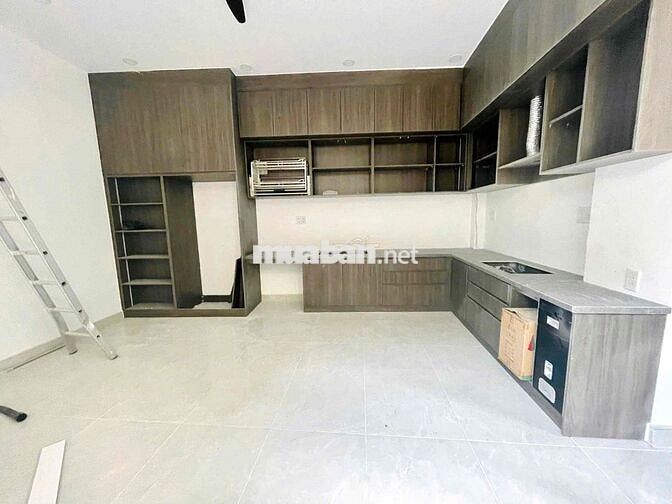 SIÊU PHẨM CHO THUÊ NHÀ MỚI ĐẸP GÓC 2 MẶT TIỀN 780B SƯ VẠN HẠNH QUẬN 10