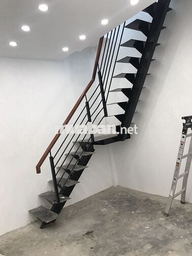 !!NHÀ ĐẸP GIÁ TỐT MẶT TIỀN KHU TRẦN QUANG DIỆU - TRỆT LẦU SÂN THƯỢNG!!