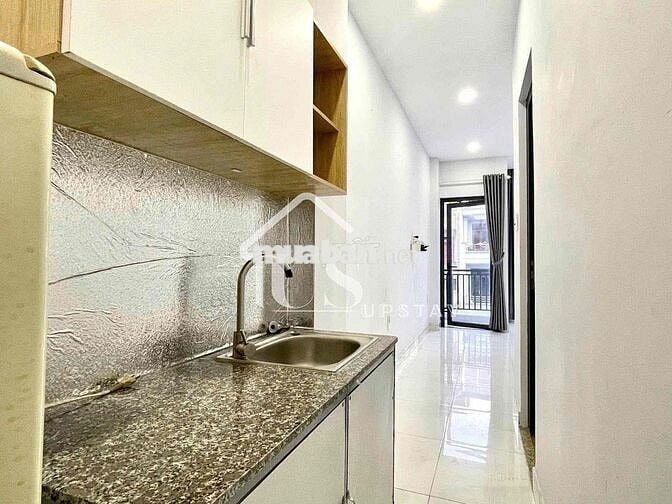 STUDIO BAN CÔNG FULL NỘI THẤT TIỆN NGHI- THANG MÁY HẦM XE NGAY VIETTEL