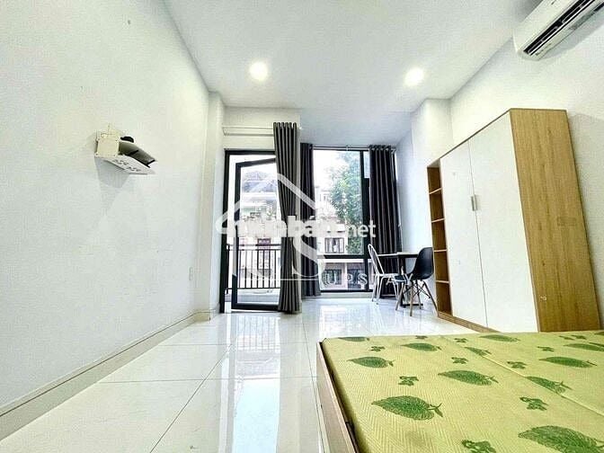 STUDIO BAN CÔNG FULL NỘI THẤT TIỆN NGHI- THANG MÁY HẦM XE NGAY VIETTEL