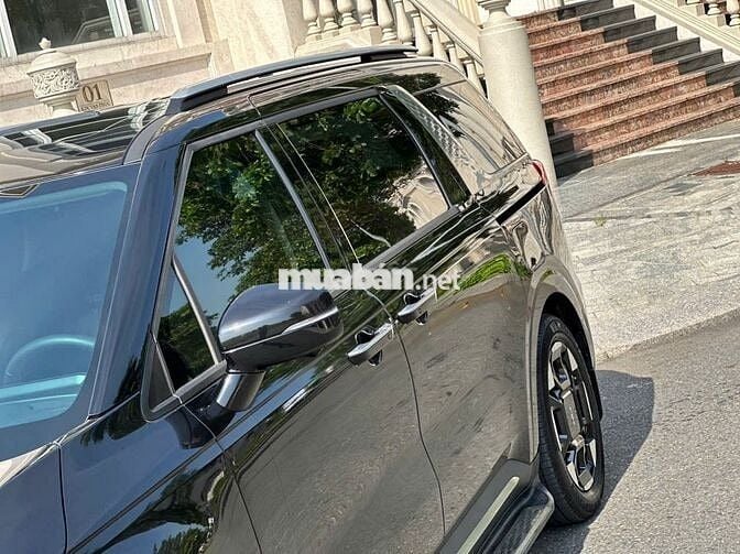 Kia Carnival 2024 2.2D Signature 7 ghế - 20.000km