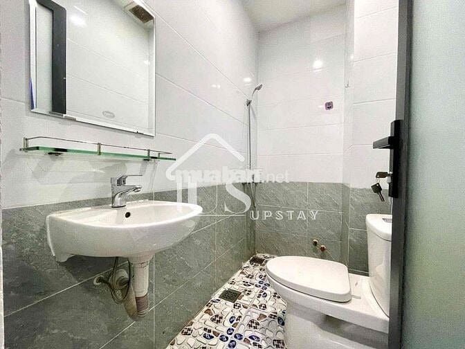 STUDIO BAN CÔNG FULL NỘI THẤT TIỆN NGHI- THANG MÁY HẦM XE NGAY VIETTEL