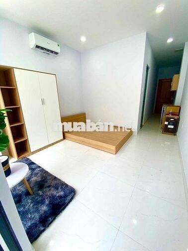 STUDIO BAN CÔNG FULL NỘI THẤT TIỆN NGHI- THANG MÁY HẦM XE NGAY VIETTEL