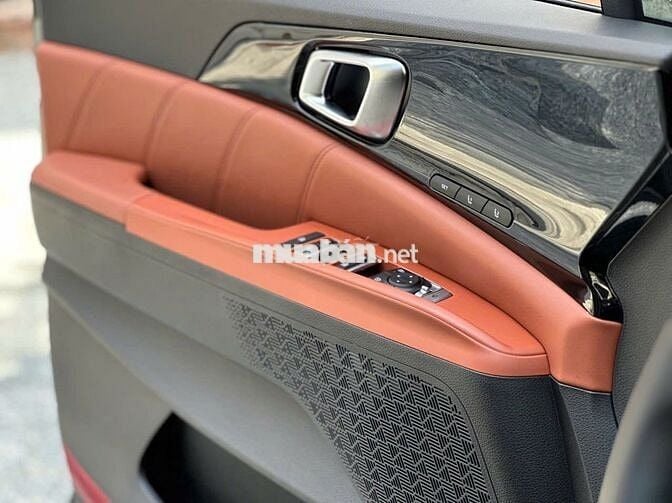 Kia Carnival 2024 2.2D Signature 7 ghế - 20.000km