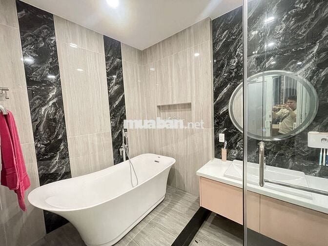 BÁN NHÀ BẾN LỘI BTĐA BÌNH TÂN NHÀ ĐẸP 5 TẦNG FULL NT CHÂU ÂU HXH 7.6T