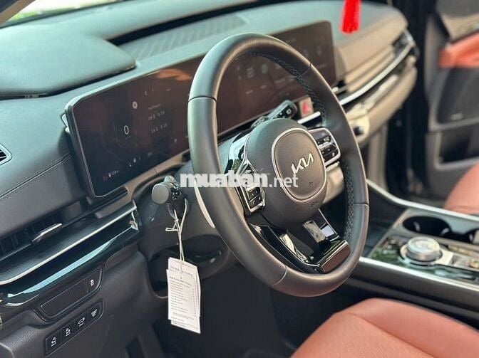 Kia Carnival 2024 2.2D Signature 7 ghế - 20.000km