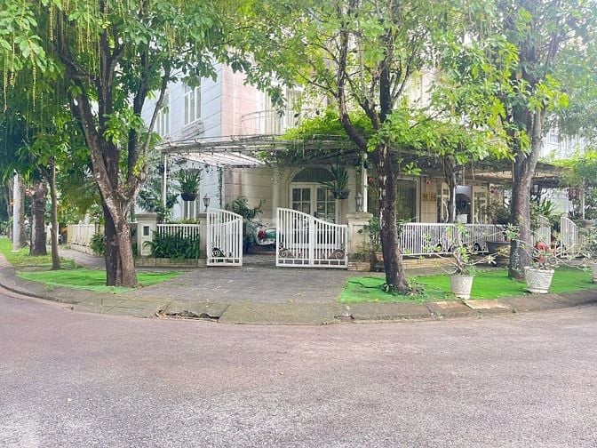 Chính chủ gửi bán căn Biệt Thự  liên kế khu Villa Hoja P.P.Long Q9 cũ