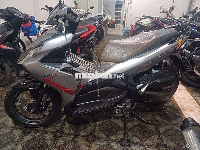 Bán xe Air Blade. Len ken