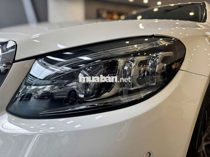 Mercedes C200 Exclusive 2020 - 53000 km