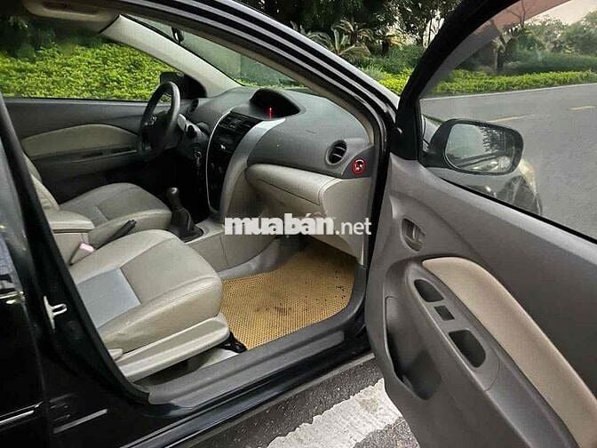 Toyota Vios 2011 E - 130000 km