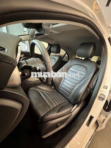 Mercedes C200 Exclusive 2020 - 53000 km