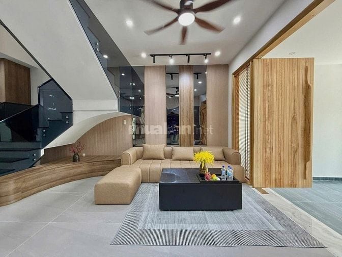 Chính Chủ Bán Nhà 7 Tầng 130m², Bồ Đề Long Biên, View Đẹp, Nhỉnh 26 Tỷ