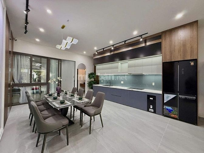 Chính Chủ Bán Nhà 7 Tầng 130m², Bồ Đề Long Biên, View Đẹp, Nhỉnh 26 Tỷ