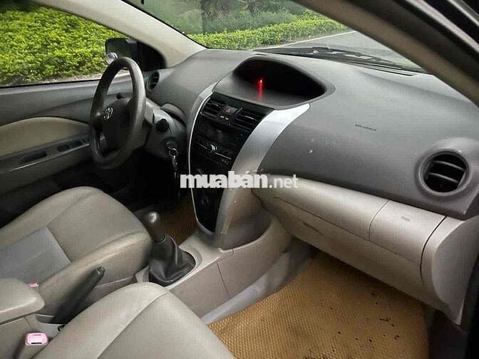 Toyota Vios 2011 E - 130000 km