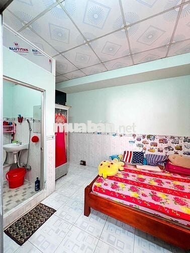 NHÀ GIÁ HẠT DẺ TẠI HẺM 366 CMT8 GẦN TRƯỜNG THPT BÙI HỮU NGHĨA