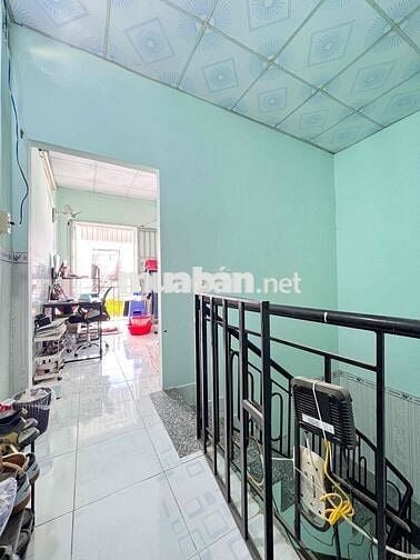 NHÀ GIÁ HẠT DẺ TẠI HẺM 366 CMT8 GẦN TRƯỜNG THPT BÙI HỮU NGHĨA