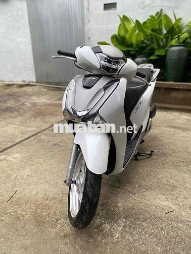 Sh 125 trắng đk 2018 xe đẹp máy rin êm chính chủ